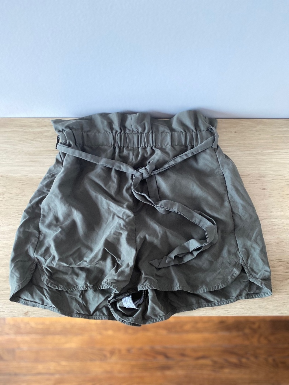 EXPRESS - high waisted shorts